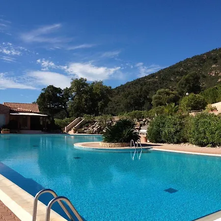 Les Palmiers * Roquebrune-sur Argens
